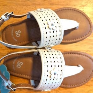 NWT SO Girls White Sandals sz 2